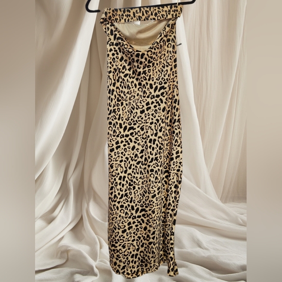 Thirty/Thirty La Long Cheetah/Leopard Print Backless Dress - Picture 2 of 2
